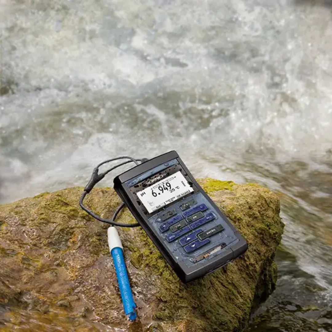 WTW ProfiLine pH 3310 Handheld Meter (pH/mV, DIN connector), 2AA310